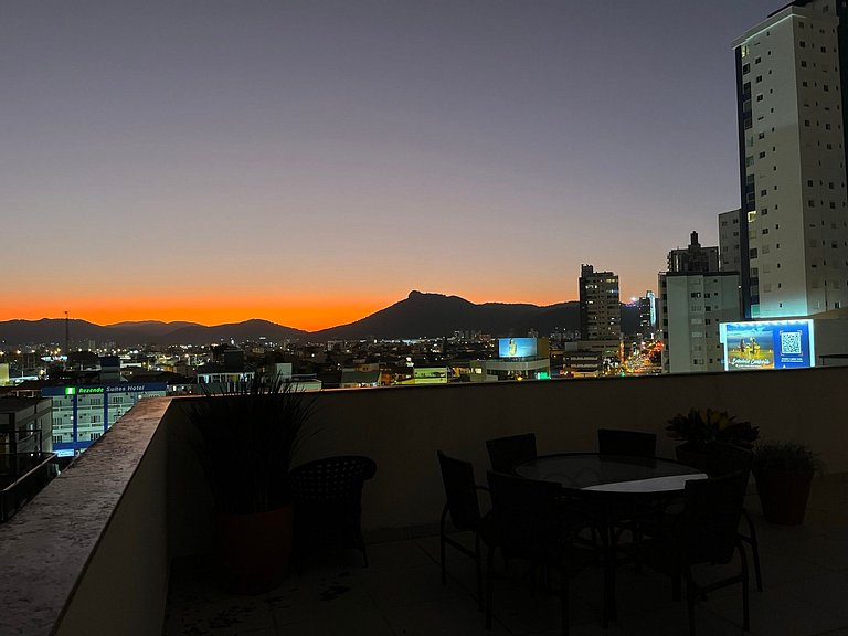 FF01- 3 Quartos com Terraço e próximo Expocentro