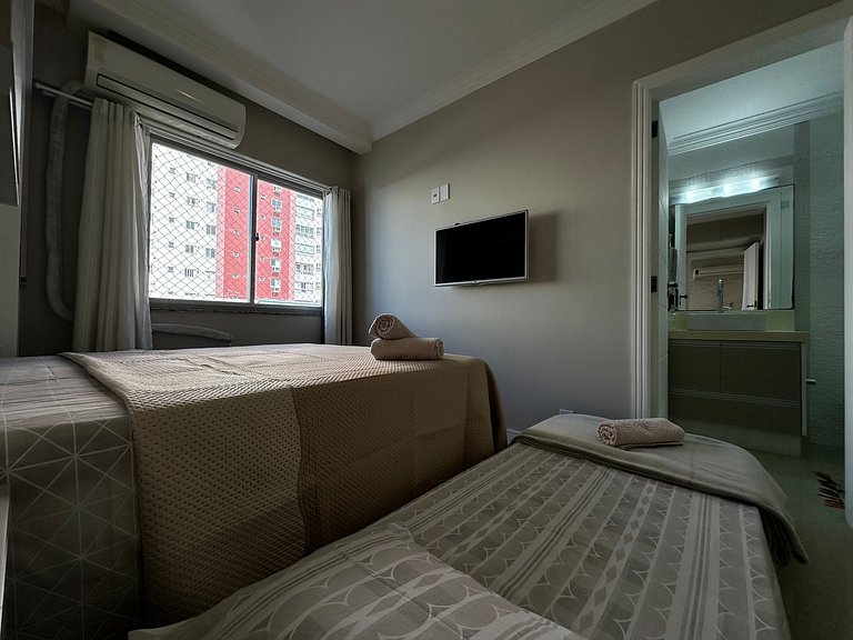 AL01- 1 Bedroom| Foot in the Sand| Sea View| Full