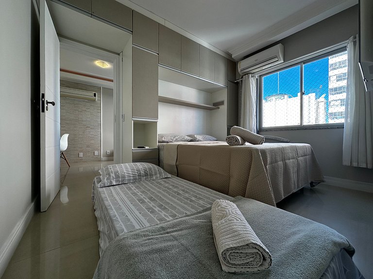 AL01- 1 Bedroom| Foot in the Sand| Sea View| Full