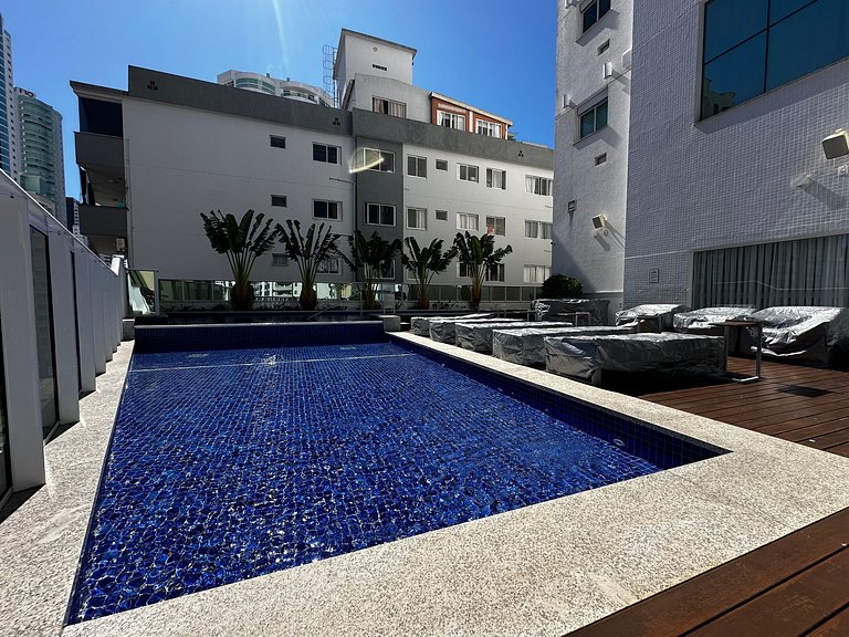 EL01- Jacuzzi Vista Mar| 4 Garagens| Piscina