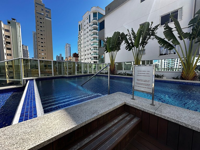 EL01- Jacuzzi Vista Mar| 4 Garagens| Piscina