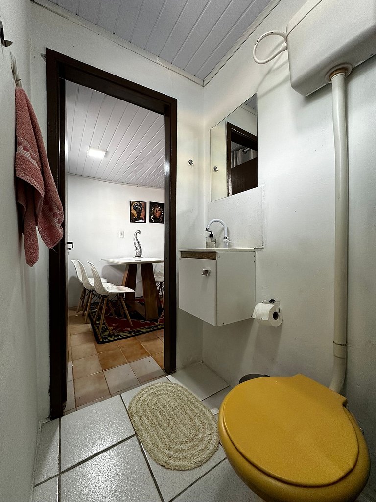 BS01- Casa com Piscina Aquecida e Churrasqueira