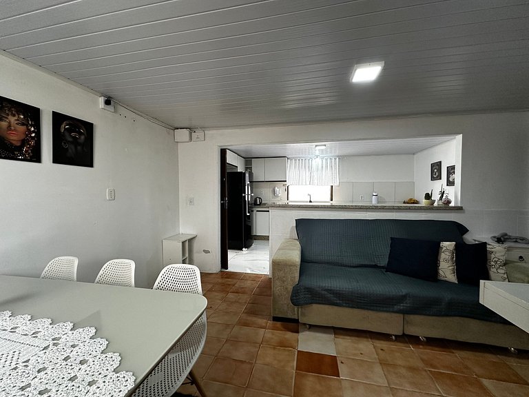 BS01- Casa com Piscina Aquecida e Churrasqueira