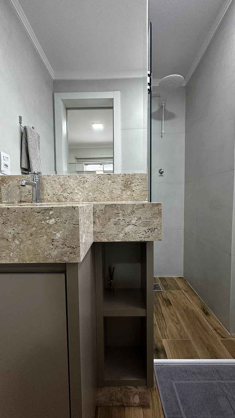 MS05- 2 Quartos| Quadra Mar| Tela Proteção| Centro