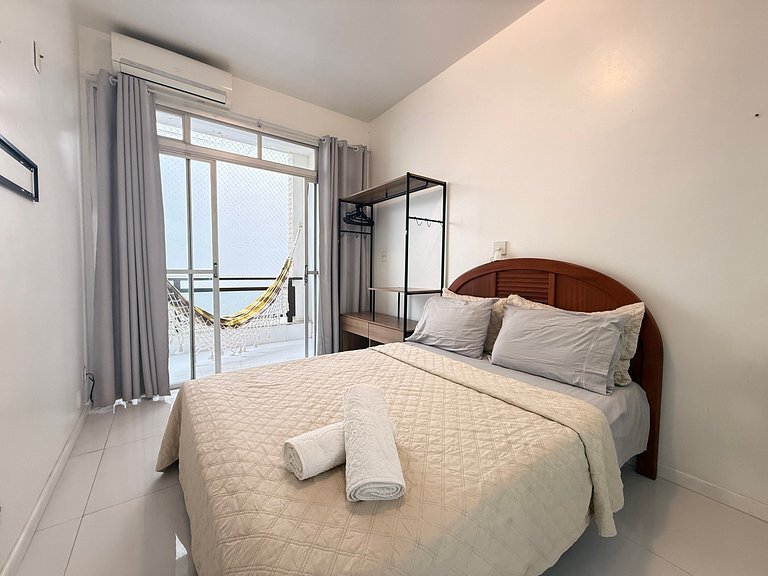 IO01- Pé na Areia| 2 Quartos| Centro