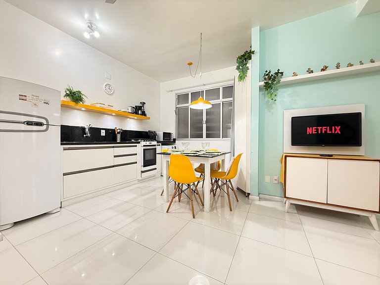 IO01- Pé na Areia| 2 Quartos| Centro