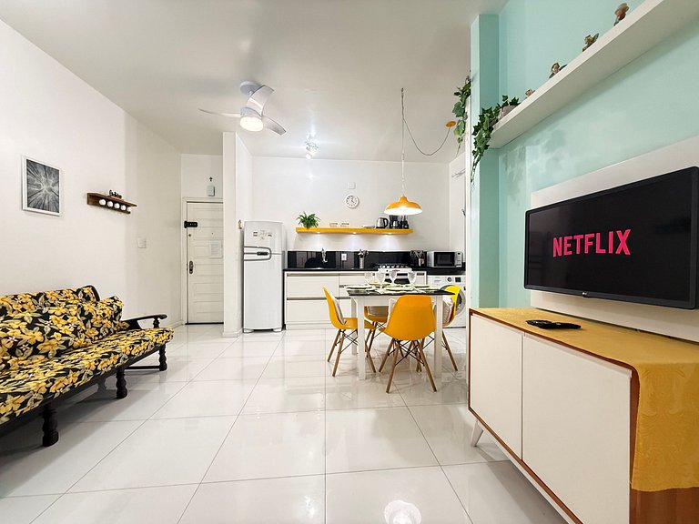 IO01- Pé na Areia| 2 Quartos| Centro