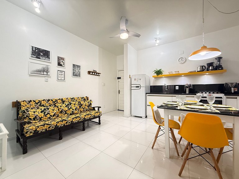 IO01- Pé na Areia| 2 Quartos| Centro