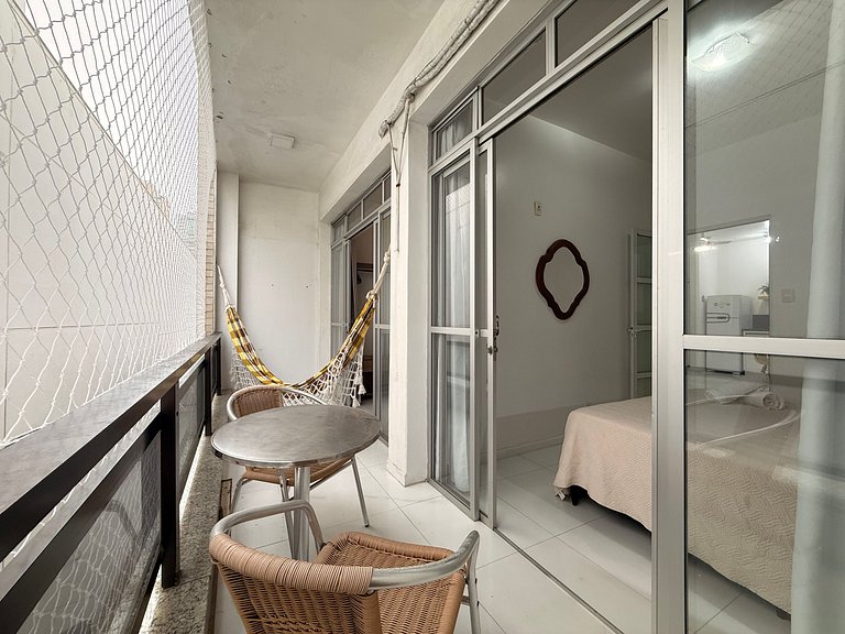 IO01- Pé na Areia| 2 Quartos| Centro