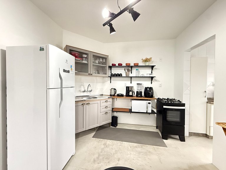 AA02 - 3 Quartos, Churrasqueira e Localização Top