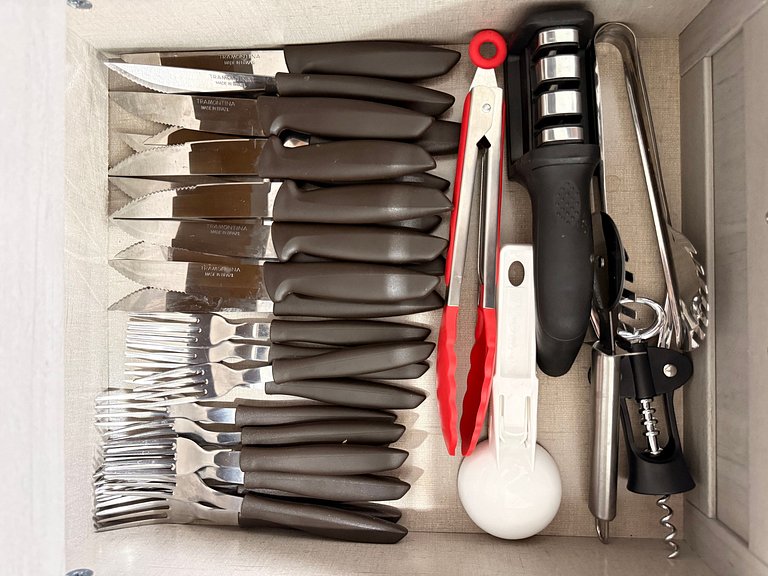 AA02 - 3 Quartos, Churrasqueira e Localização Top