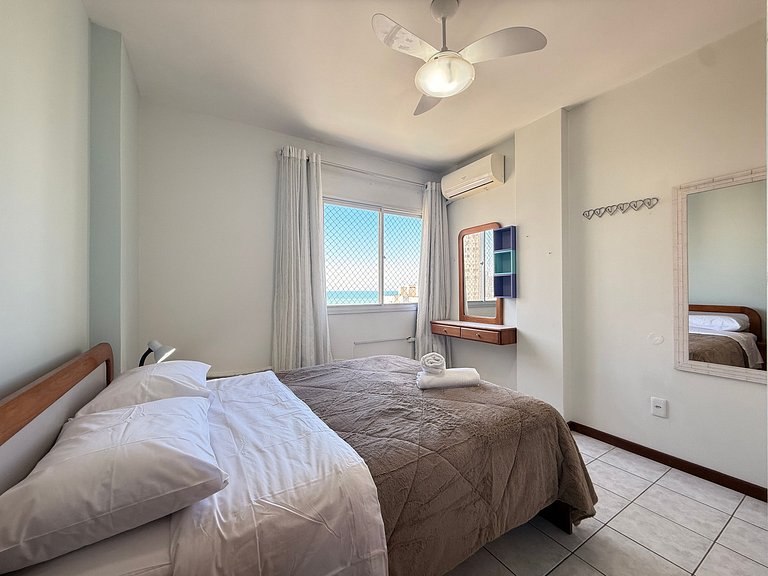 TG01- Apto Amplo com Vista Mar e Tela Proteção