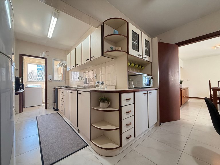 TG01- Apto Amplo com Vista Mar e Tela Proteção