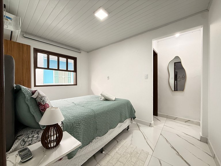 BS01- Casa com Piscina Aquecida e Churrasqueira