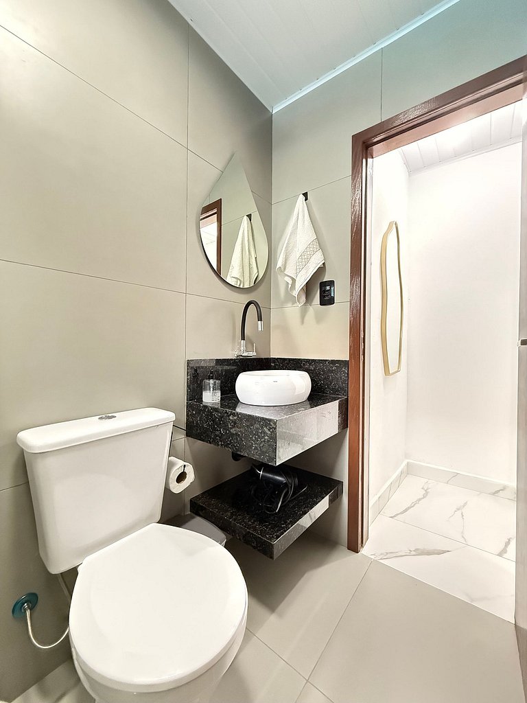 BS01- Casa com Piscina Aquecida e Churrasqueira