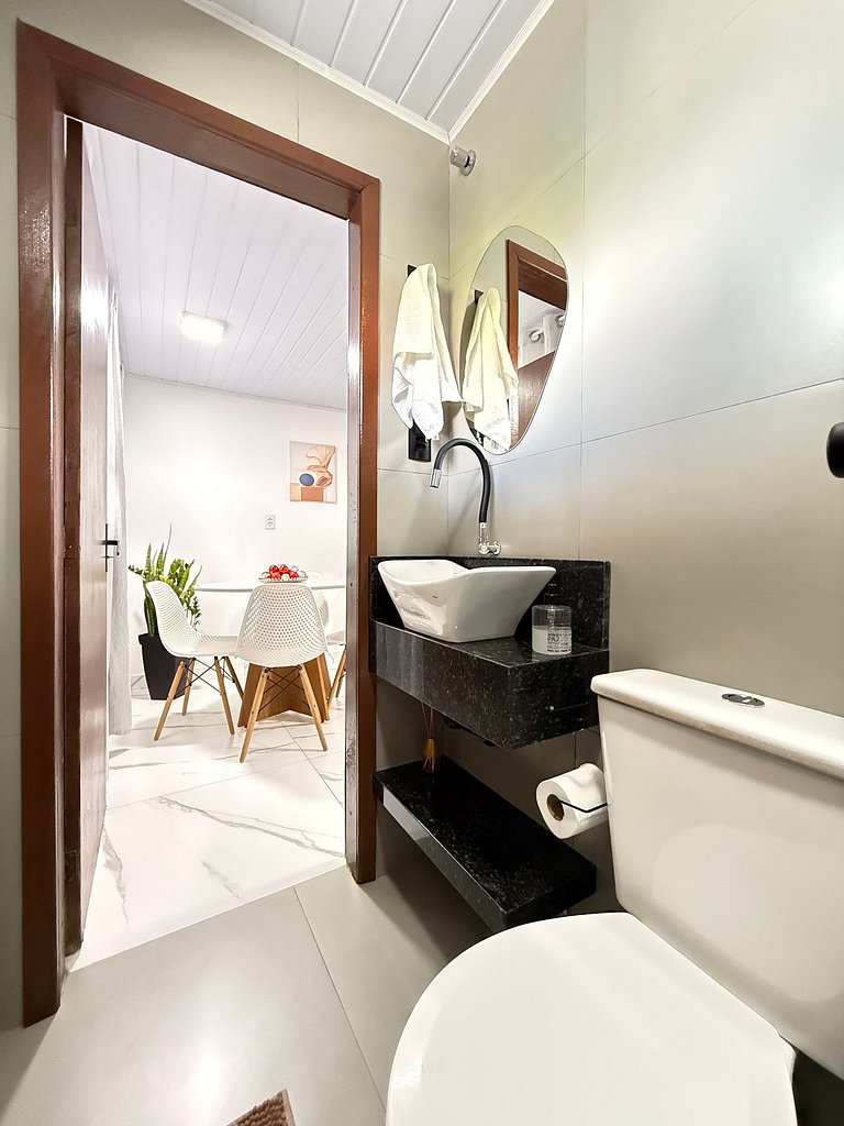 BS01- Casa com Piscina Aquecida e Churrasqueira