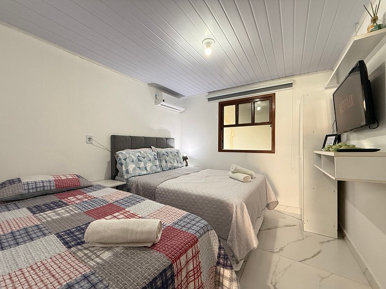 BS01- Casa com Piscina Aquecida e Churrasqueira