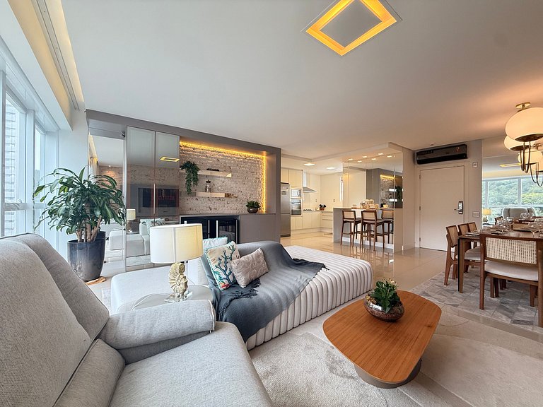 CA04- 3 Suites alto padrão e 2 vagas de garagem