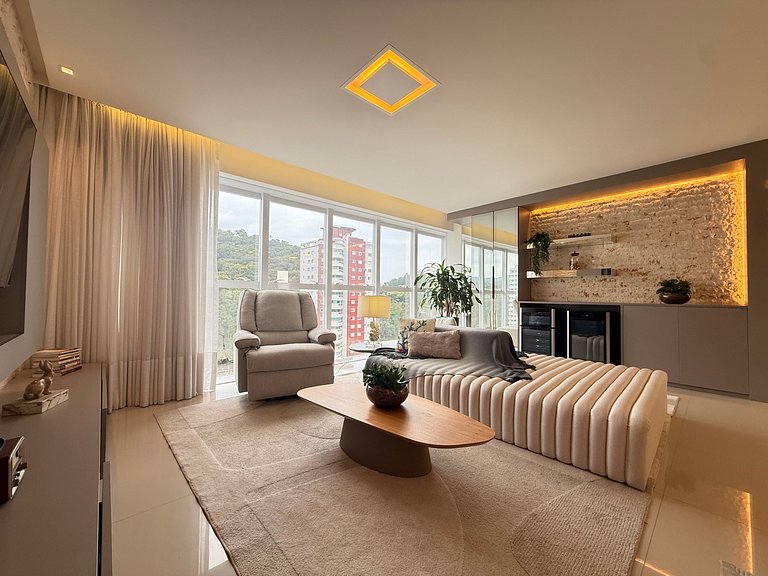 CA04- 3 Suites alto padrão e 2 vagas de garagem