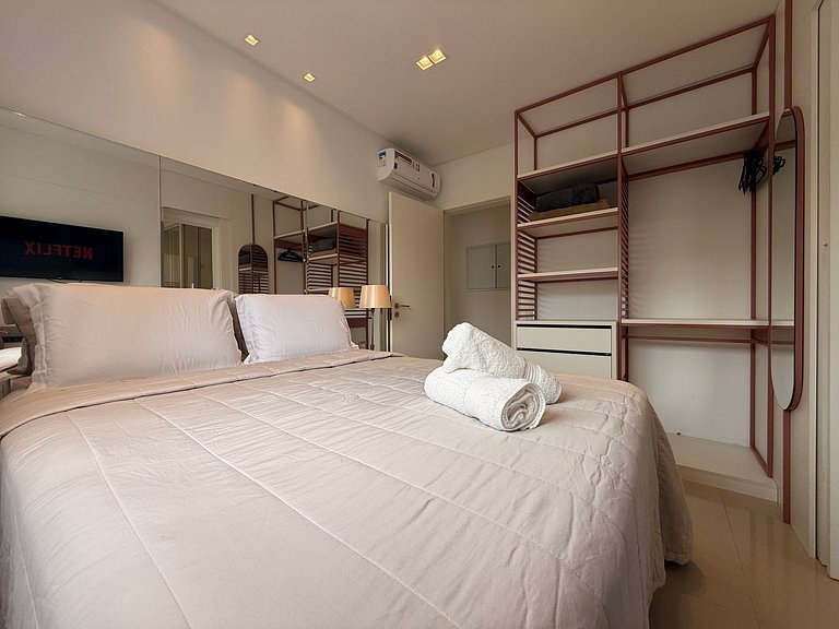 CA04- 3 Suites alto padrão e 2 vagas de garagem