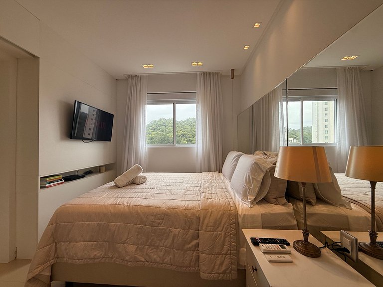 CA04- 3 Suites alto padrão e 2 vagas de garagem