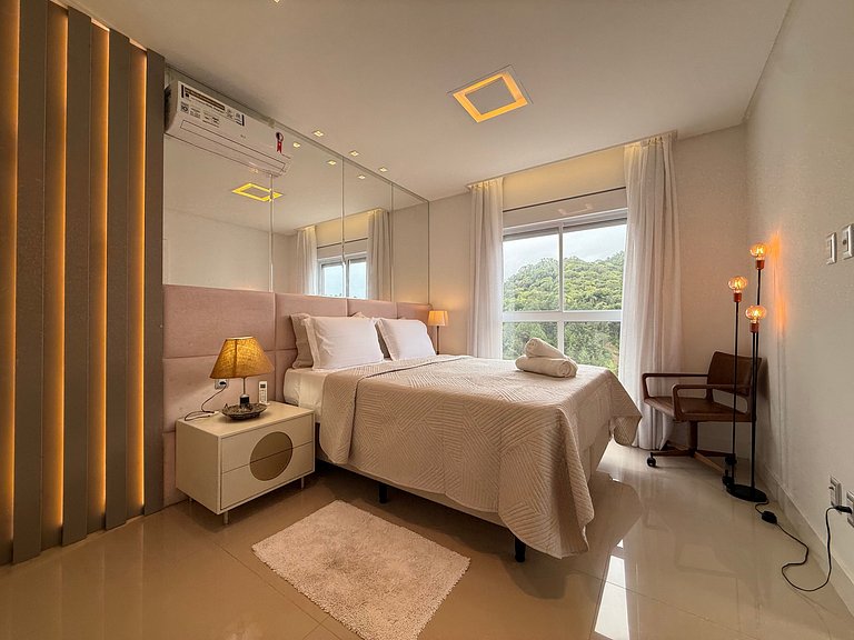 CA04- 3 Suites alto padrão e 2 vagas de garagem