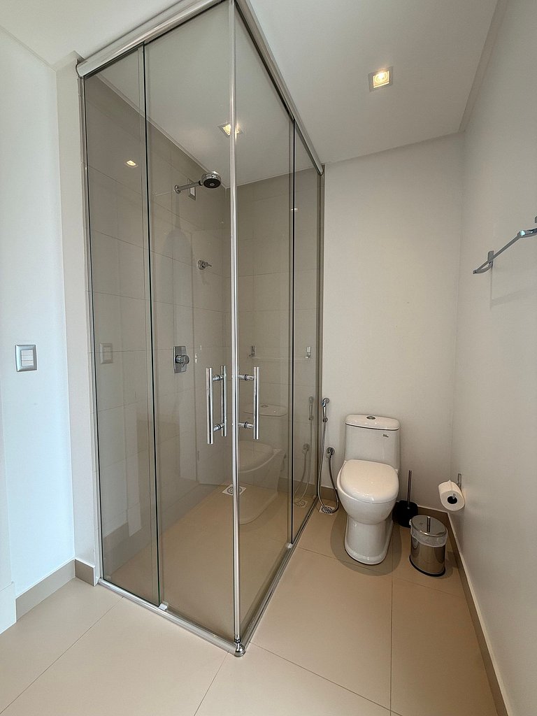 CA04- 3 Suites alto padrão e 2 vagas de garagem