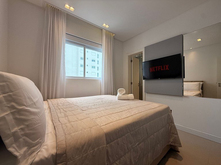 CA04- 3 Suites alto padrão e 2 vagas de garagem