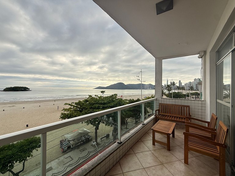 WS01- Pé na Areia com vista fogos de Réveillon