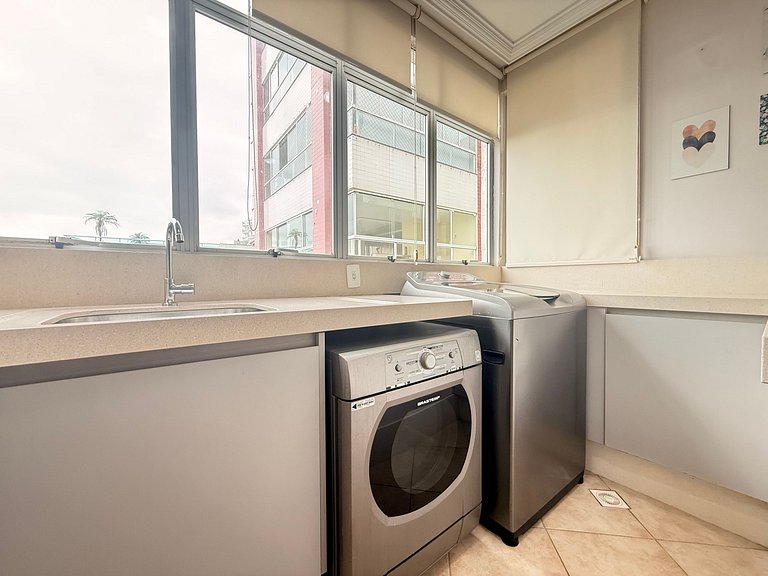 WS01- Pé na Areia com vista fogos de Réveillon