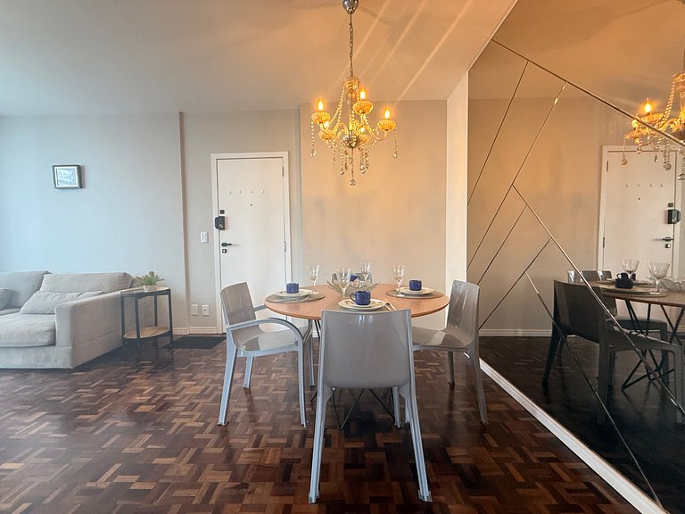 RV01- Av. Atlântica • 1 suíte • Vista mar • Sacada