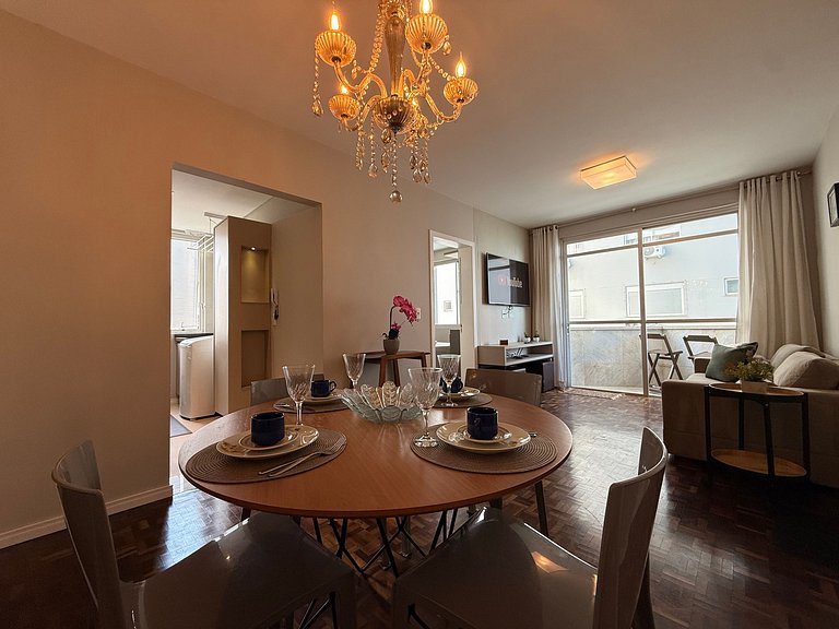 RV01- Av. Atlântica • 1 suíte • Vista mar • Sacada