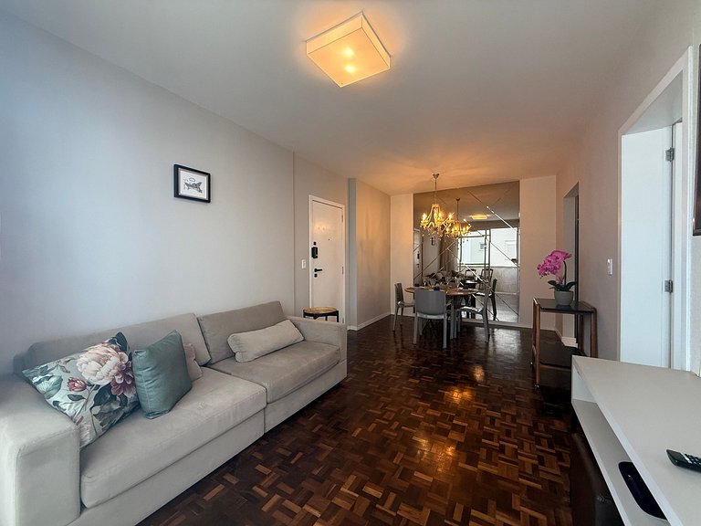 RV01- Av. Atlântica • 1 suíte • Vista mar • Sacada