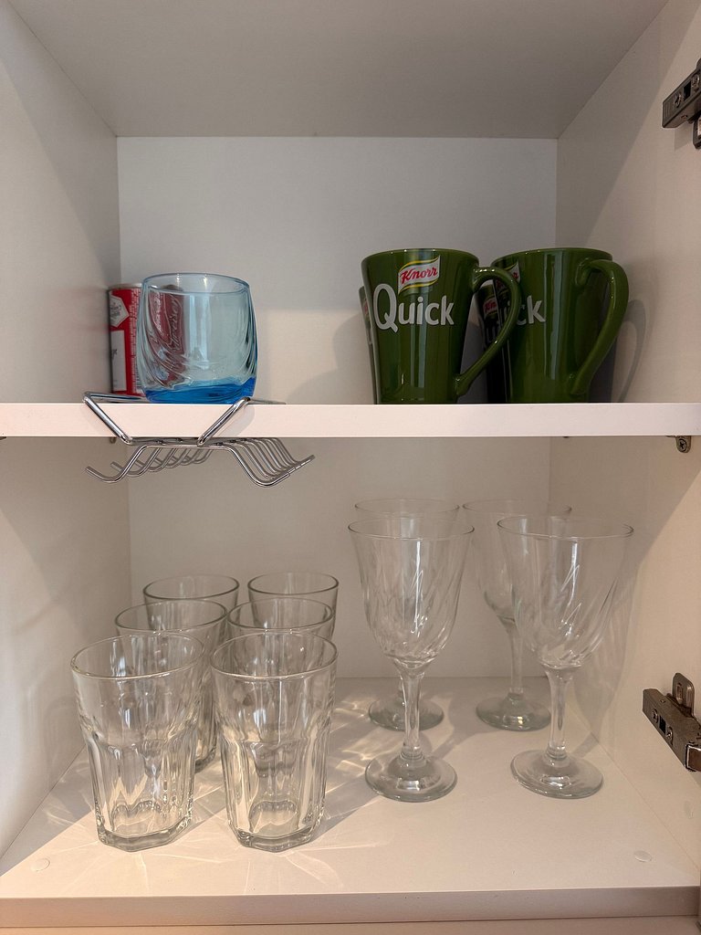 RV01- Av. Atlântica • 1 suíte • Vista mar • Sacada