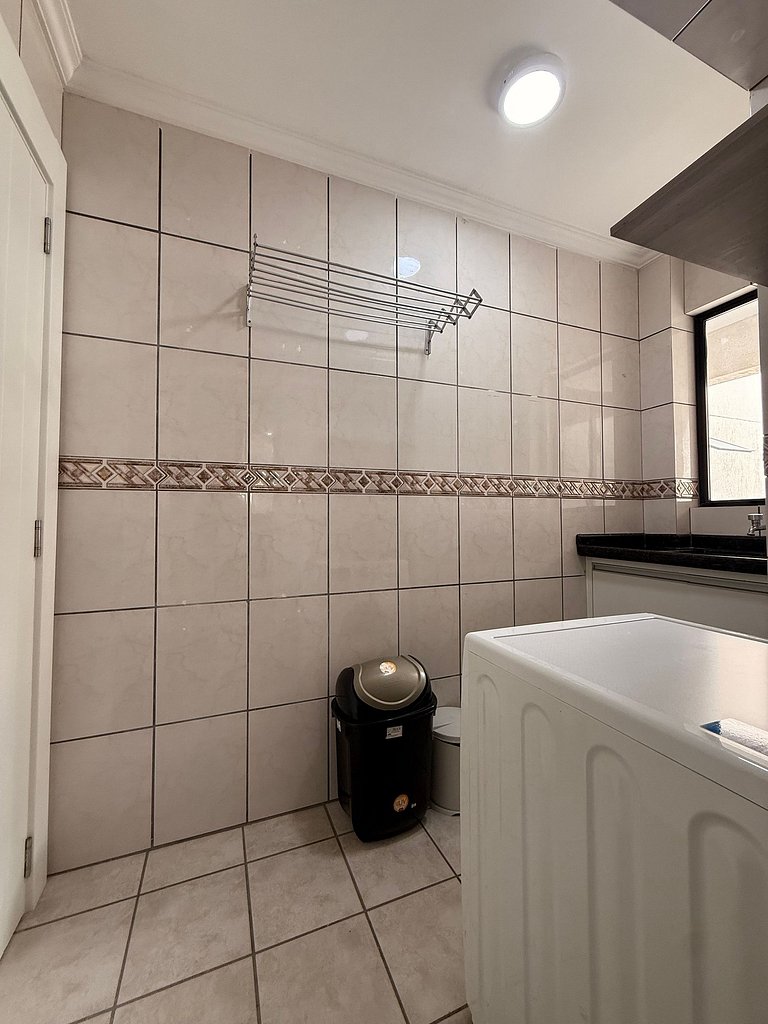 IT04- Vista mar, churrasqueira a 50m da orla