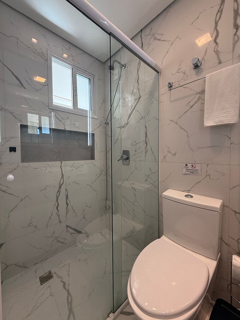 AT02- Sobre o Shop. Atlântico com churrasqueira