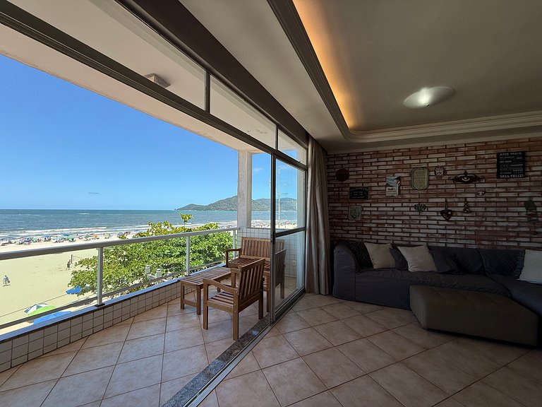 WS01- Pé na Areia com vista fogos de Réveillon