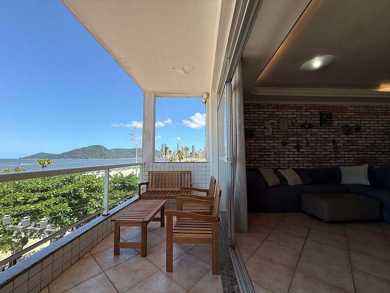 WS01- Pé na Areia com vista fogos de Réveillon