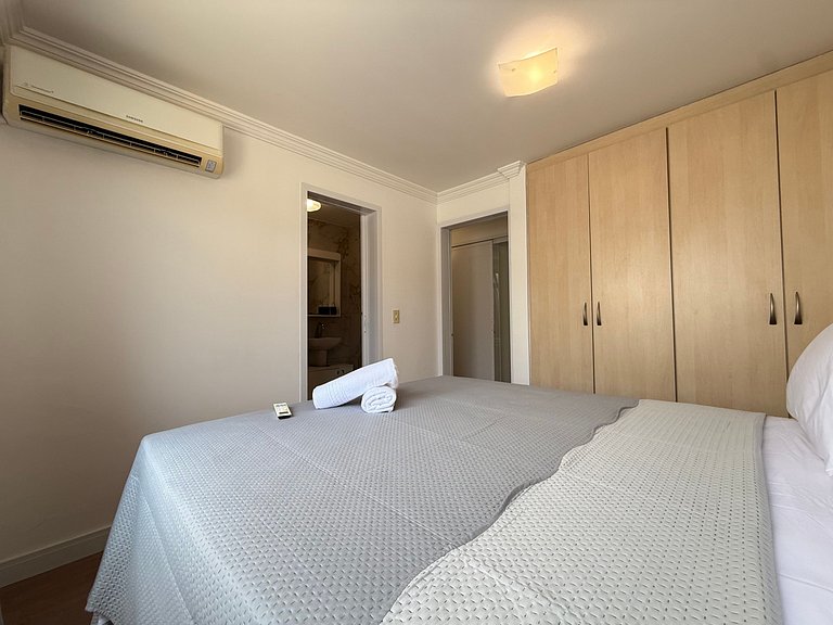 PC01- Apto Reformado c/ Lazer Completo e Piscina