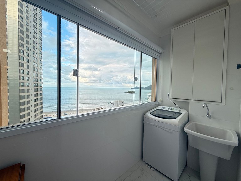 MS07 - Apartamento moderno com vista para o mar