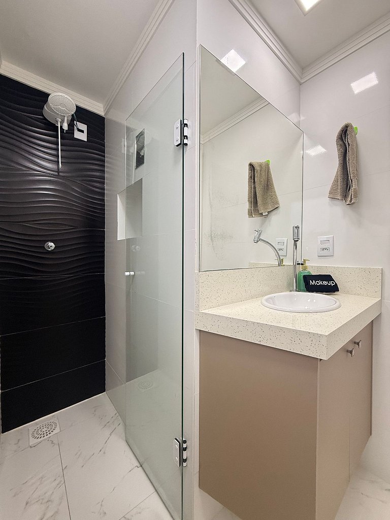 MS07 - Apartamento moderno com vista para o mar