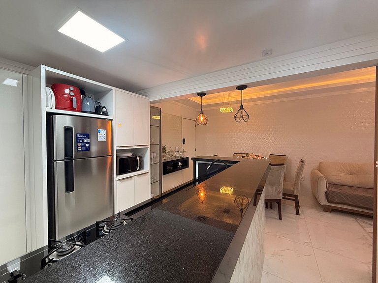 MS07 - Apartamento moderno com vista para o mar