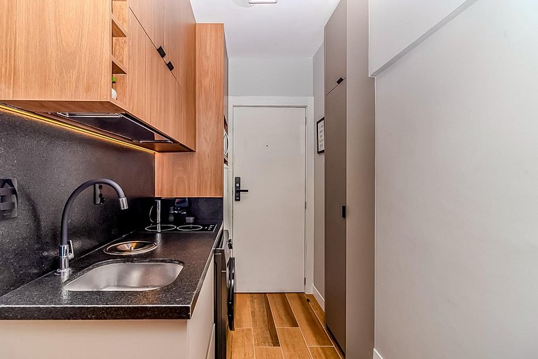 ST01- Studio Moderno Tudo a Pé no Centro de BC