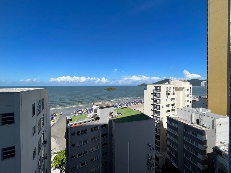 IM01- Pé na areia | 4 Quartos | 2 Vagas de Garagem